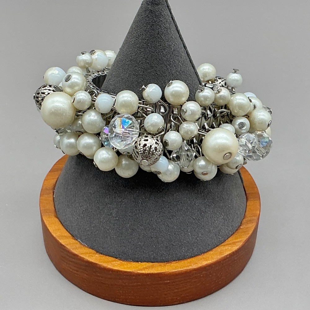 Bracelet Faux Pearl Crystal Cluster Silver Tone Cha Cha Stretch Statement 7"